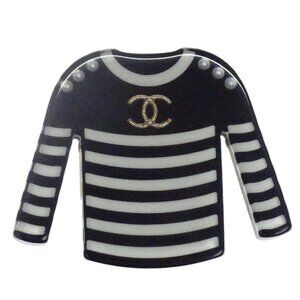 Chanel Brooch Pin Black Sweater Clothes 18A